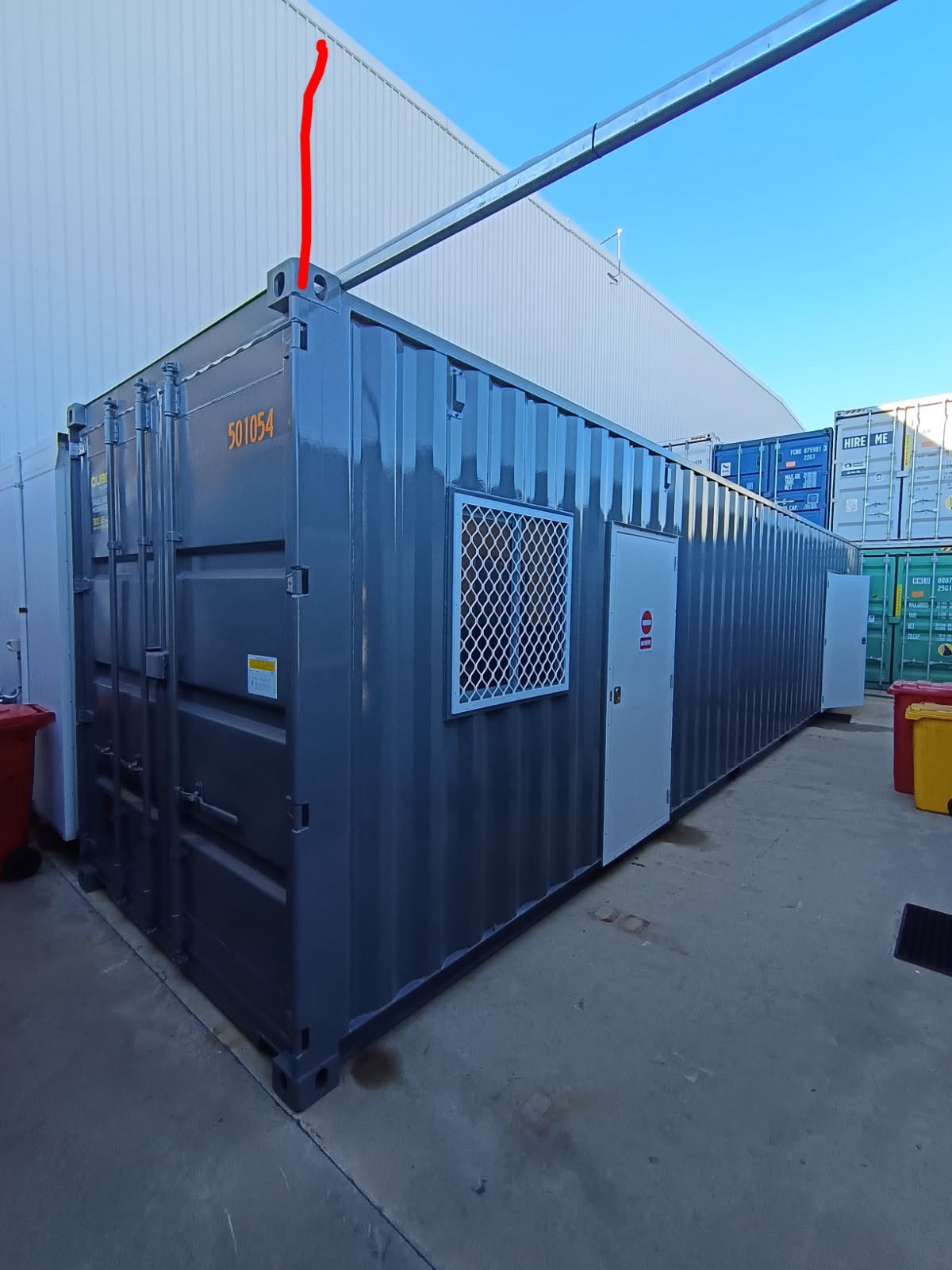Indicative external mast and donor antenna position on the container structure, ruled out due to blocked signal at Perth industrial site